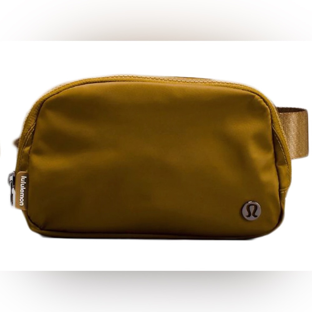 Everywhere Belt Bag